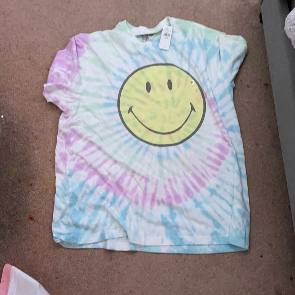 american eagle t shirt